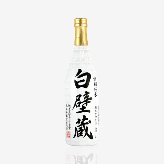 Shirakabegura Tokubetsu Junmai Sake