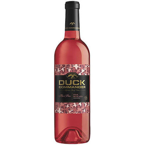 Duck Commander Pink Moscato Wine